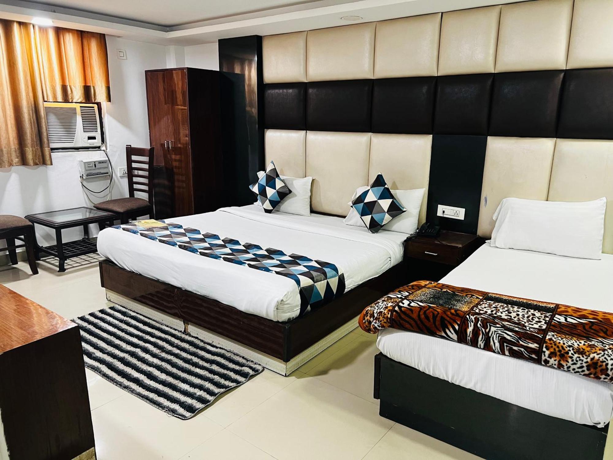 Hotel Marina Near Igi Airport Delhi Нью-Дели Экстерьер фото